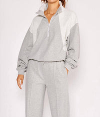 Cream Yoga - 3/4 Zip Sweatshirt