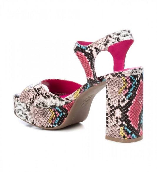 Xti - WOMEN'S HEELED PLATFORM SANDALS