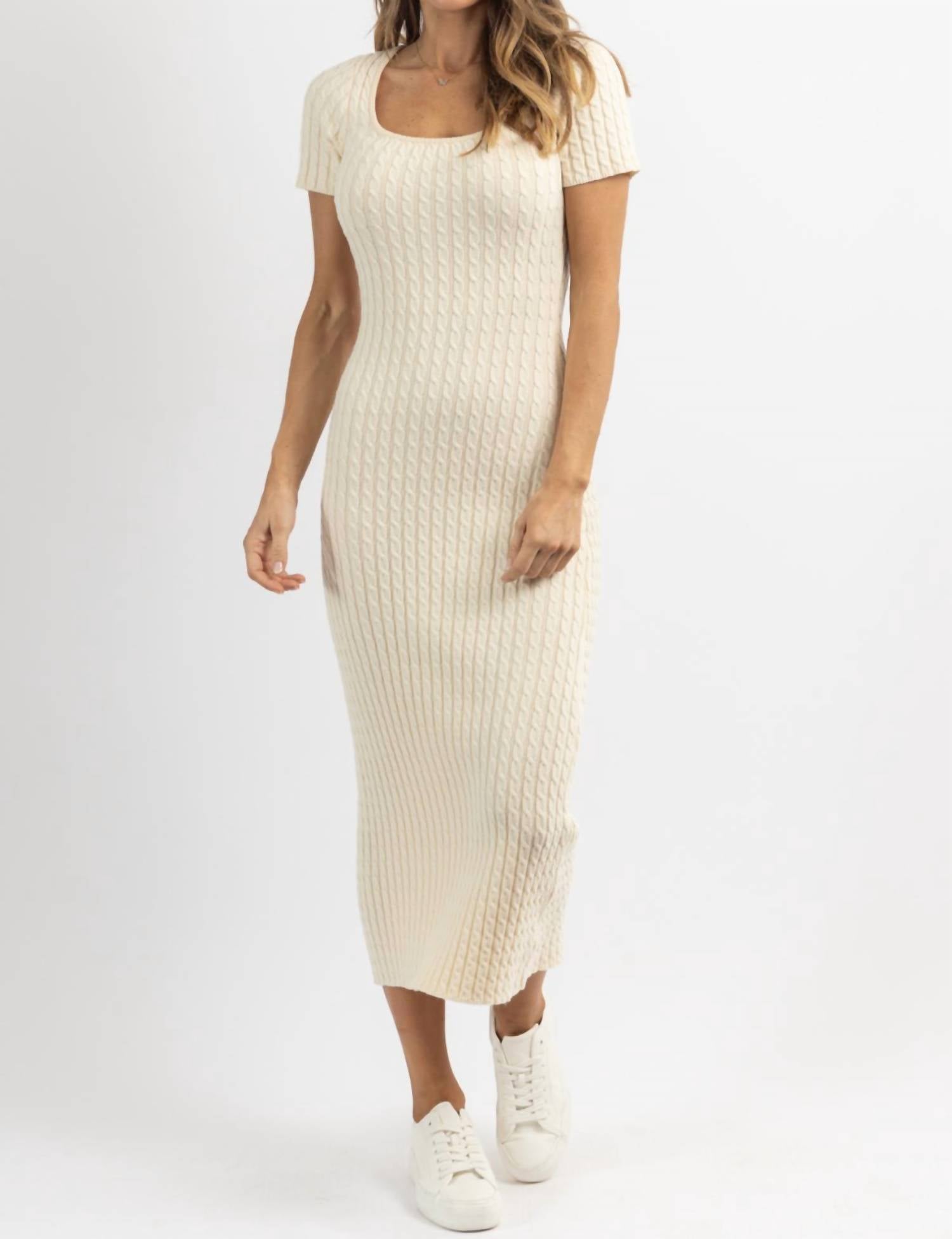 Lalavon - Veda Cableknit Maxi Dress