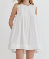 Entro - Simply Chic Sleeveless Babydoll Dress