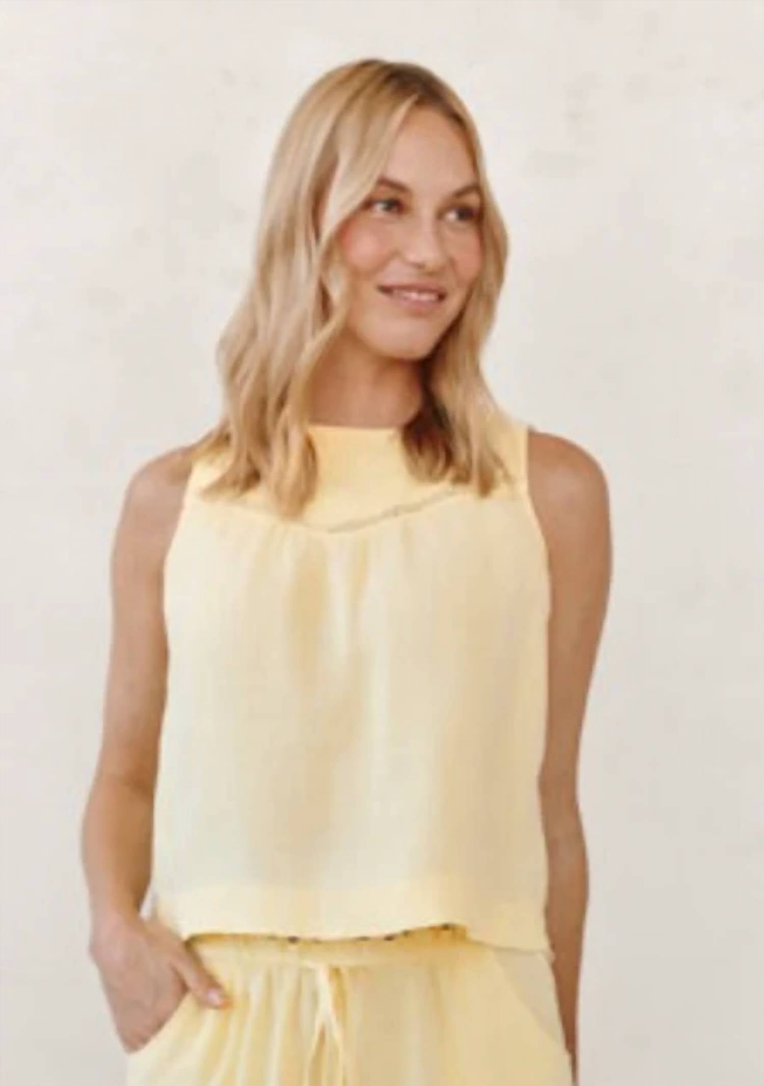 Bella Dahl - Sleeveless Trimmed Yoke Top