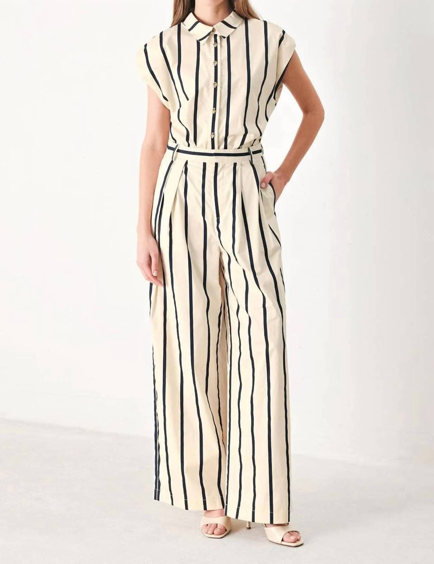 Flying Tomato - Pleated Wide Leg Pants