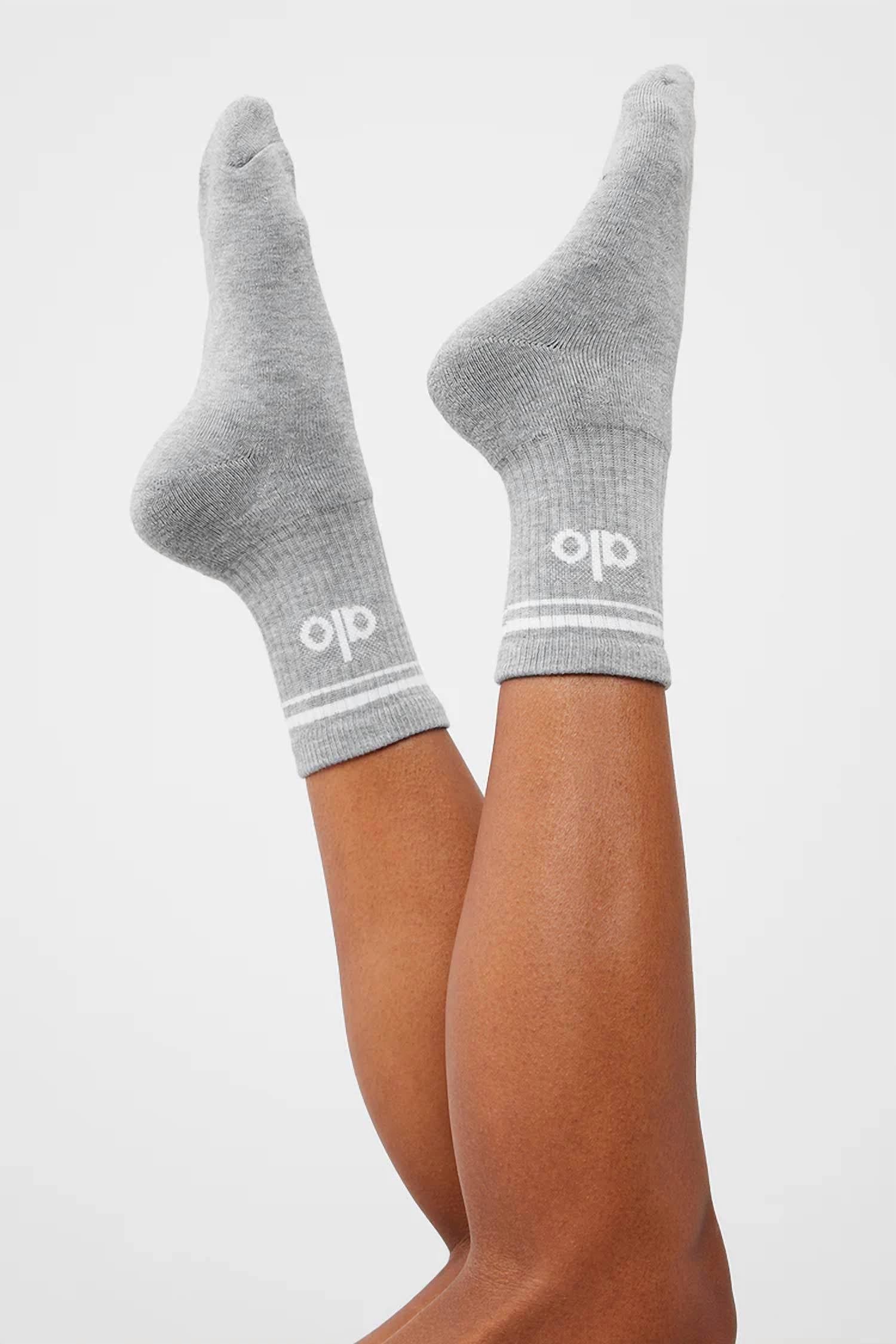 ALO YOGA Unisex Half Crew Throwback Sock in heather grey white - women's accessory - view 4