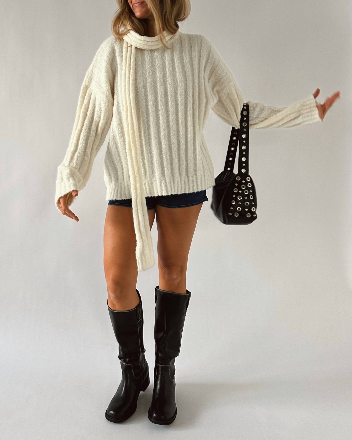 Promesa - Oversized Scarf Sweater