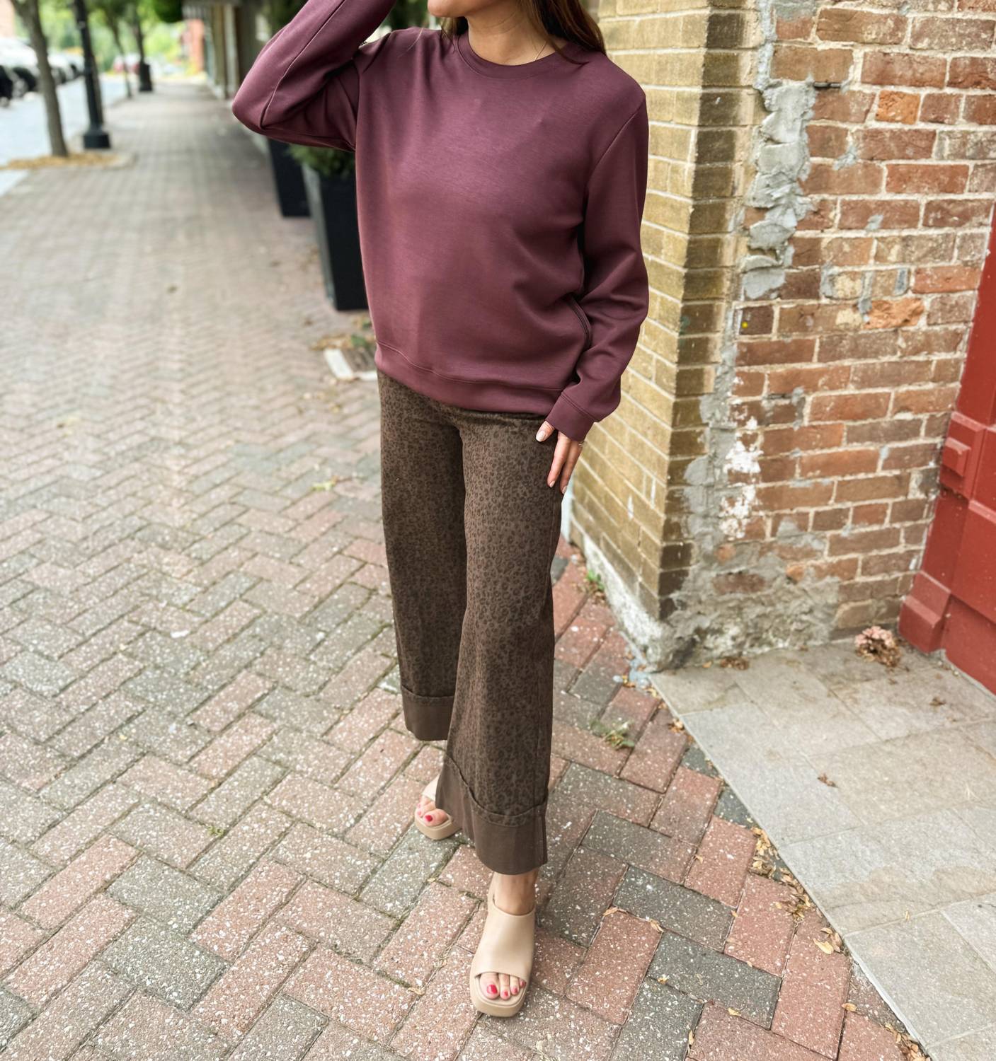 Vintage Havana - Cloud Fleece Crew Sweater