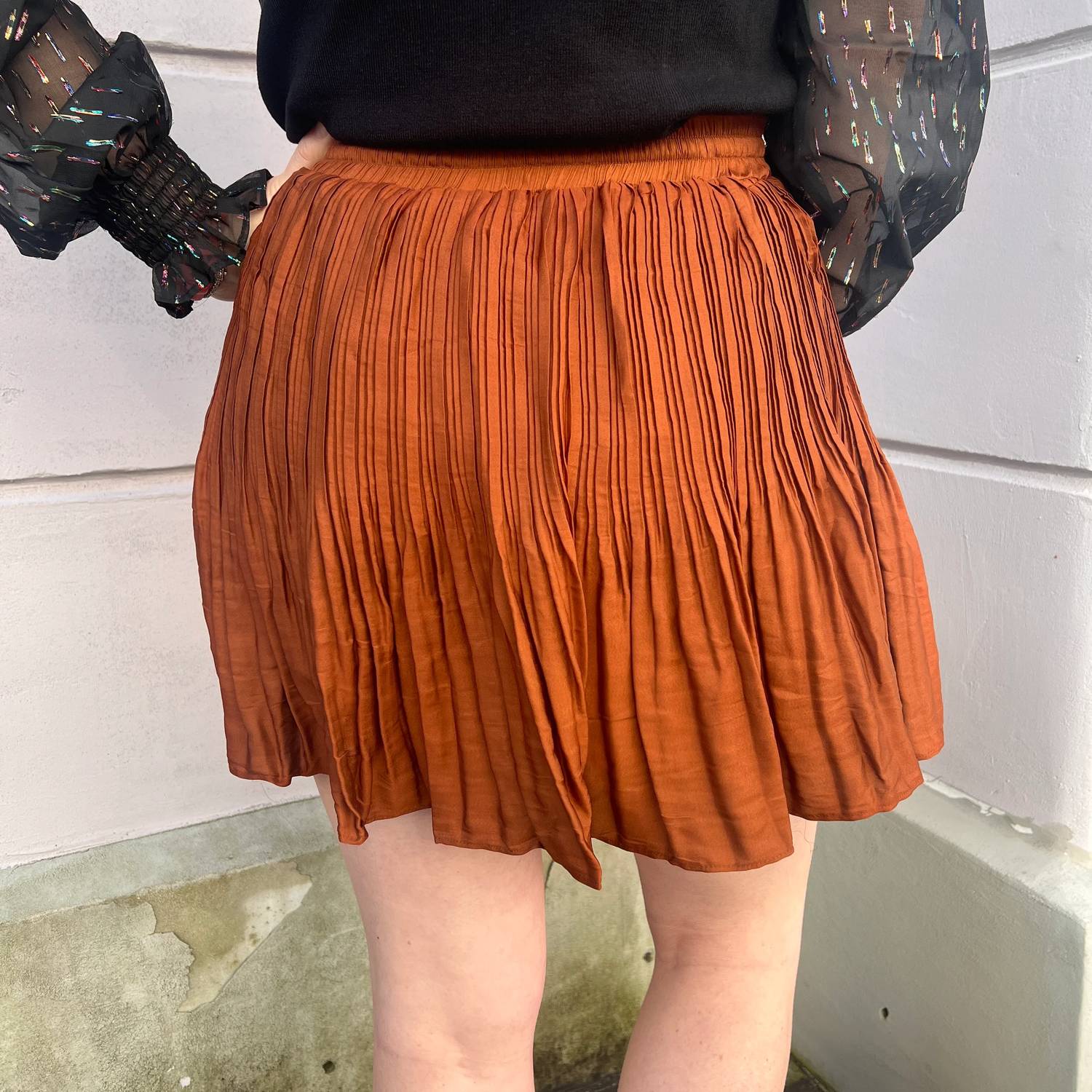 Ee:Some - DRAWSTRING PLEATED MINI SKORT