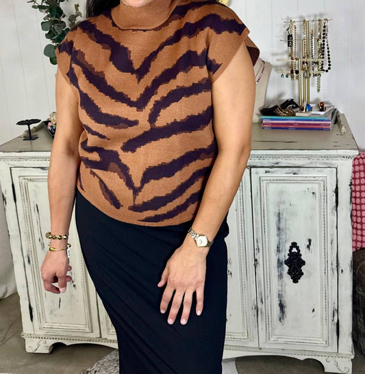 Entro - Animal Pattern Short Sleeve Mock Neck Top