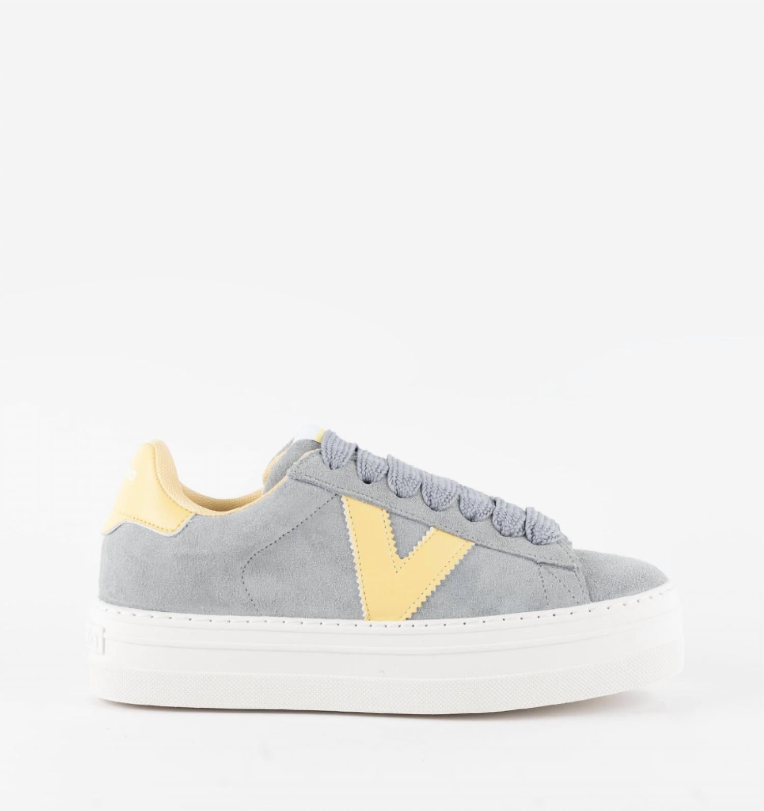 Victoria - Women's Barcelona Platform Shoes
