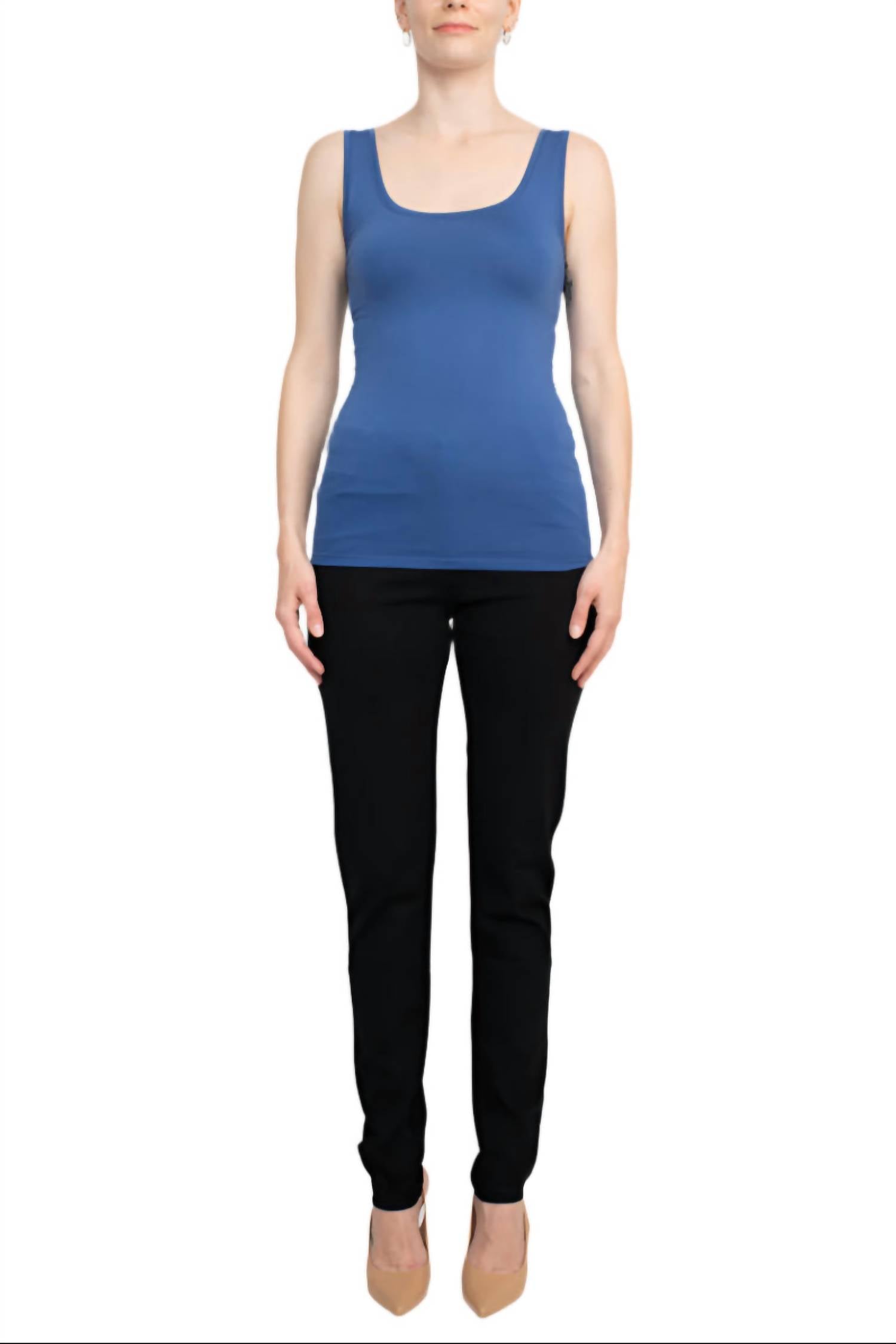 Alberto Makali - Scoop Neck Sleeveless Solid Spandex Top
