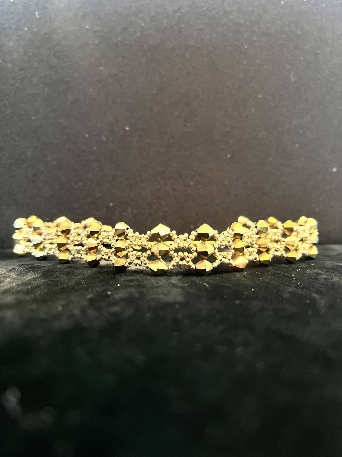Vicky Lee - Women's Beaded Choker