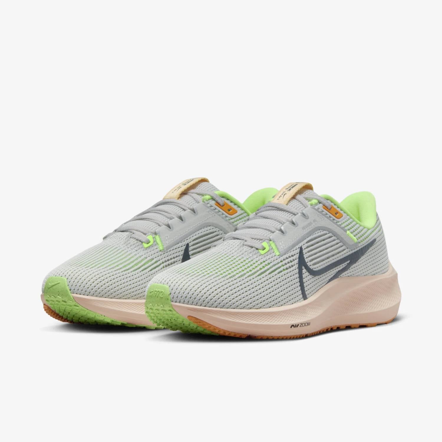 Nike - Women's Zoom Pegasus 40 Running Shoes