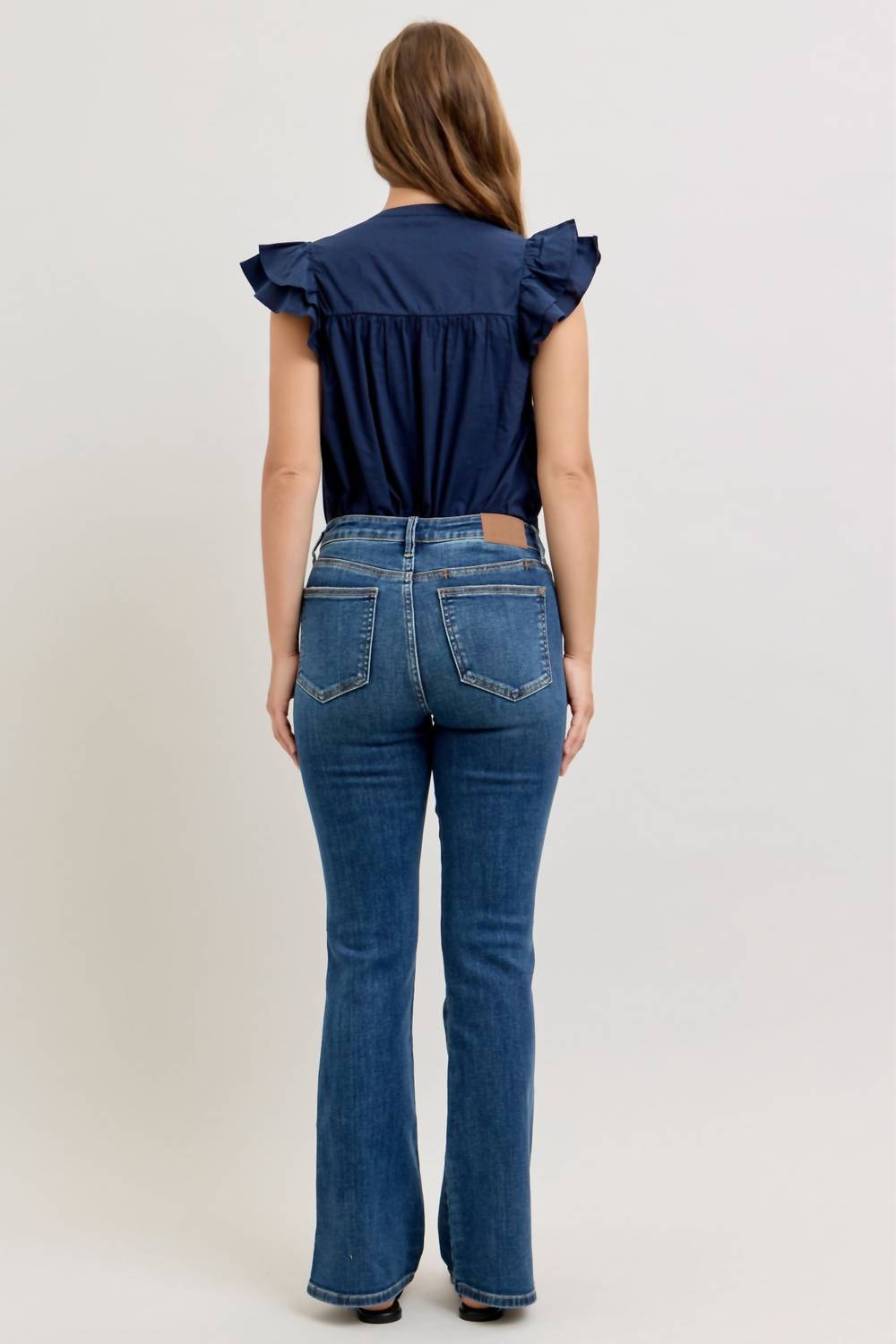 Judy Blue - Atlas Mid Rise Bootcut With Cell Phone Pocket