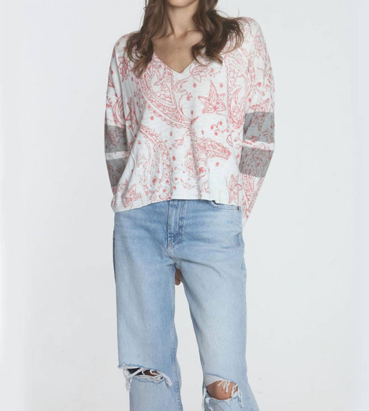 Label+Thread - Women's Paisley Vee