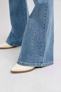 Judy Blue - Western Embroidery Detail Flare Jeans