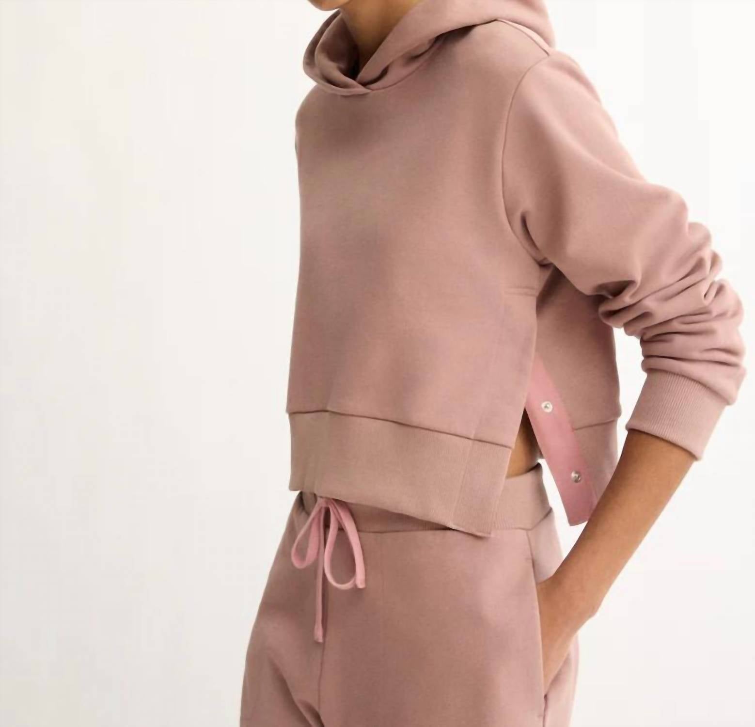 Arlo Mott - Morris Sweatshirt Hoodie