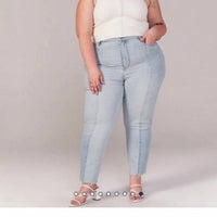 Abercrombie & Fitch - Ultra High Rise Ankle Straight Jeans