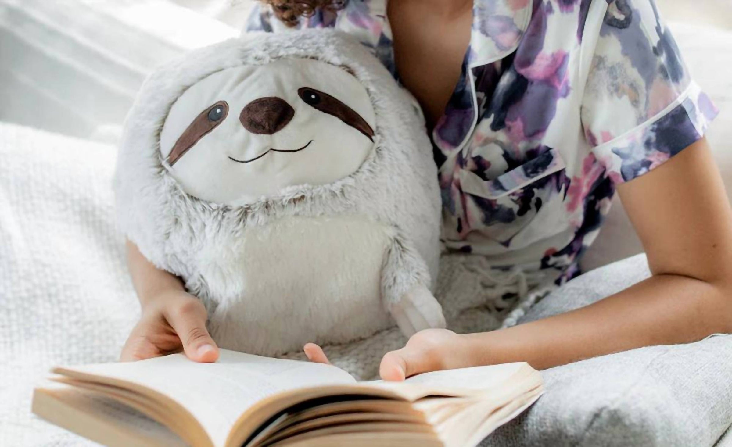 Warmies - Supersized Sloth Hand Warmers