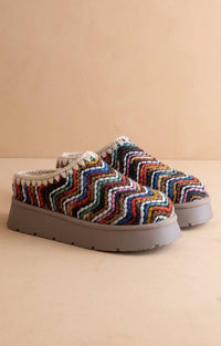 Oasis Society - Women's Brandi Platform Cozy Mule Slippers