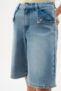 Joseph Ribkoff - High Waisted Knee-length Short
