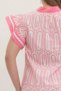 Entro - Pop Scallop Trim Statement Top - Plus