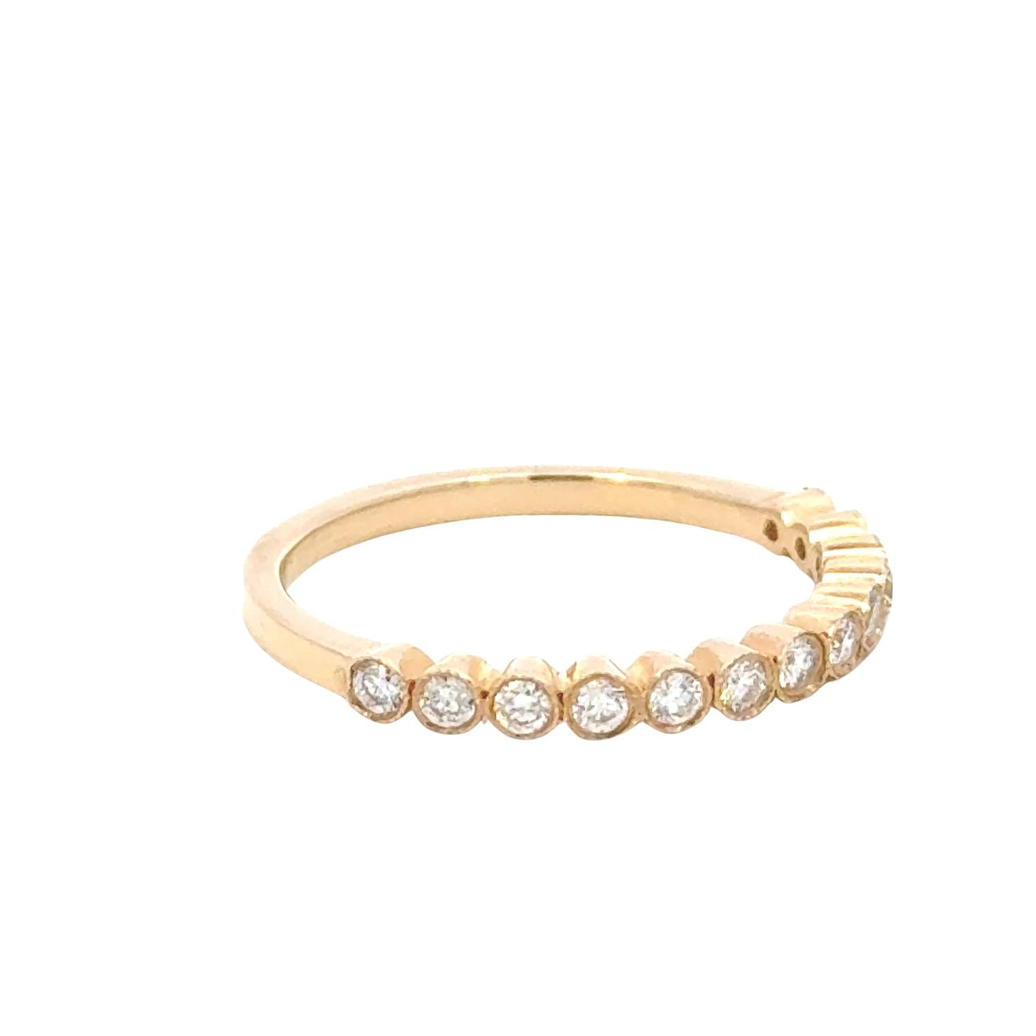 Aamiaa - 0.30 Carat Natural Diamond Round Brilliant And Baguette Band Ring - Size 6.5