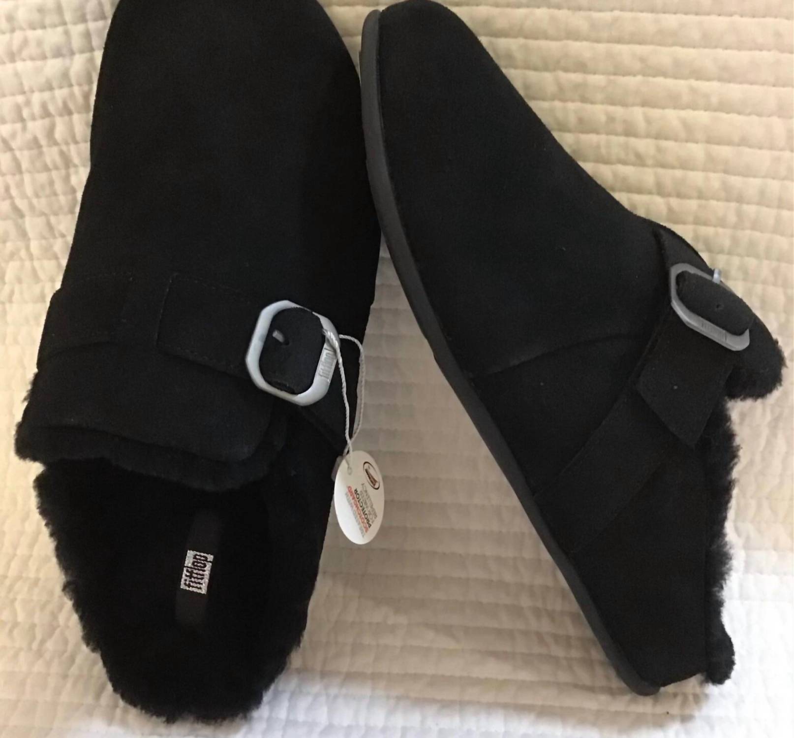 Fitflop - Women's Chrissie Buckle Suede Shearling Slippers