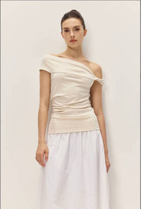 Elodie - Evania Off-the-shoulder Top