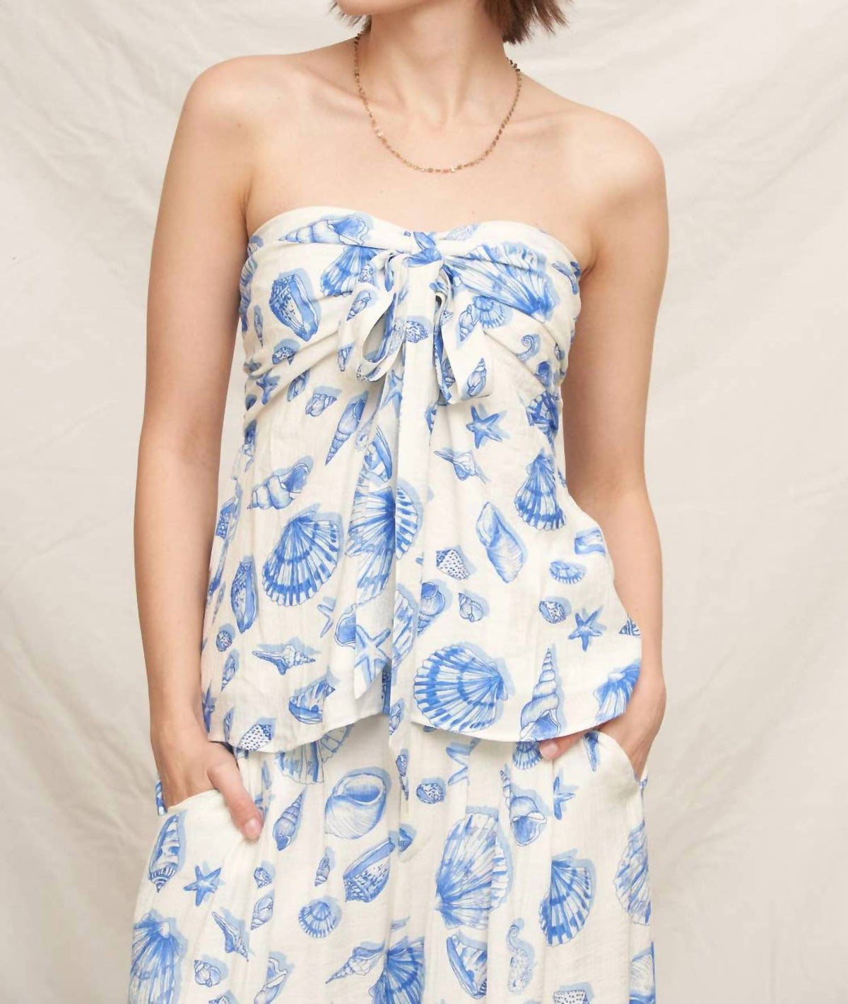 En Creme - Seashell Print Strapless Ribbon Top