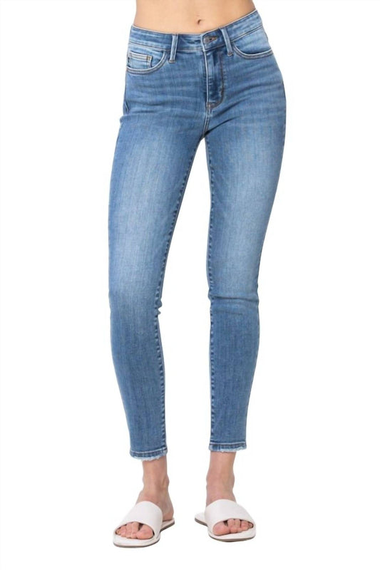 Judy Blue - Sally Skinny Jeans