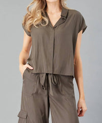 Lola & Sophie - Collar V-neck Boxy Top