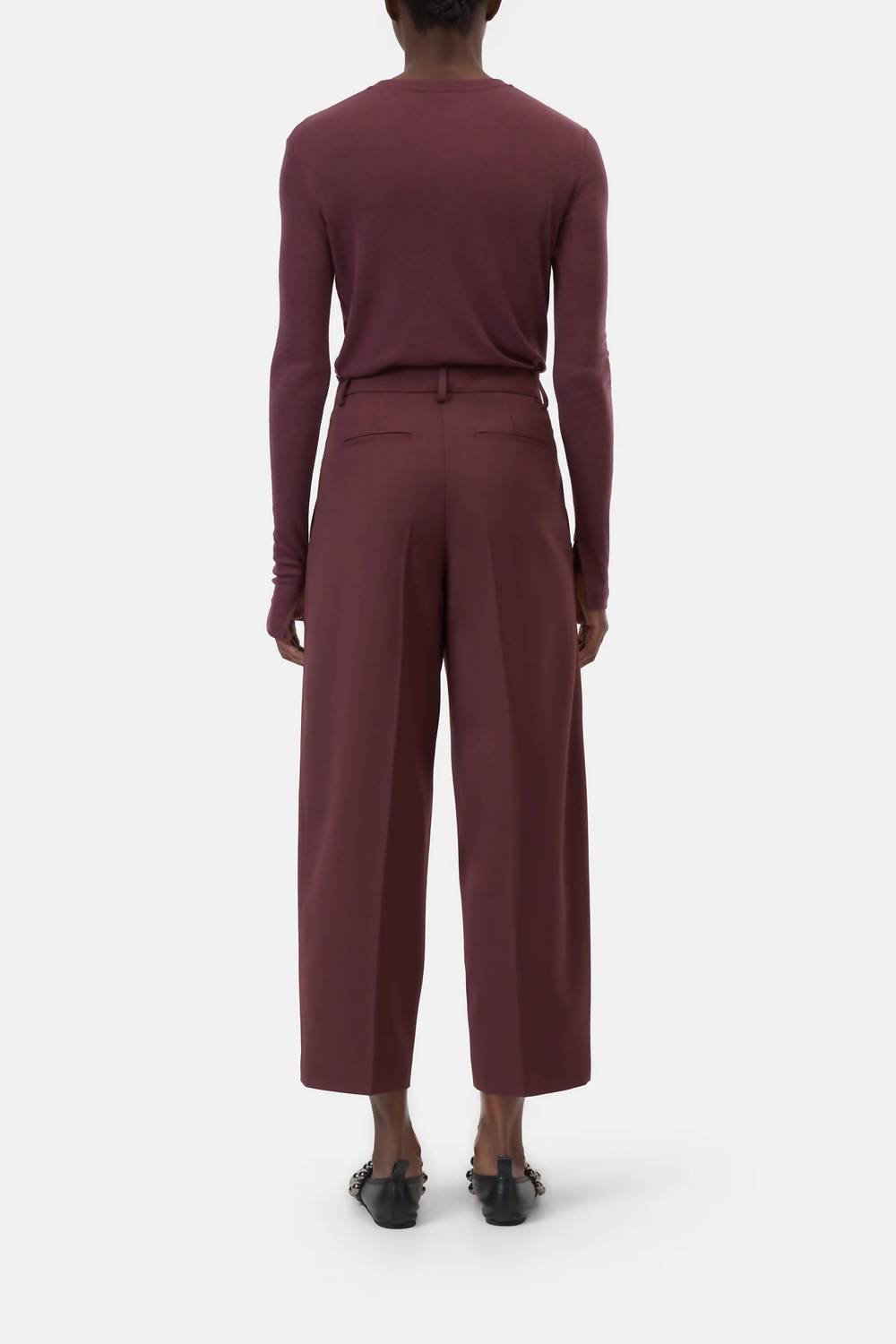Closed - Ruthy Pant