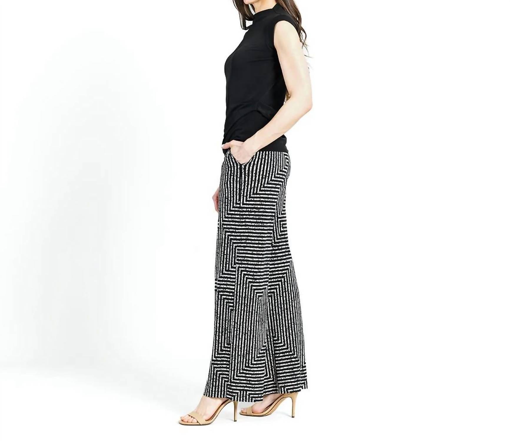 Clara Sun Woo - Side Ruched Cap Sleeve Top