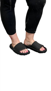 Gypsy Jazz - Women's Julius Slide