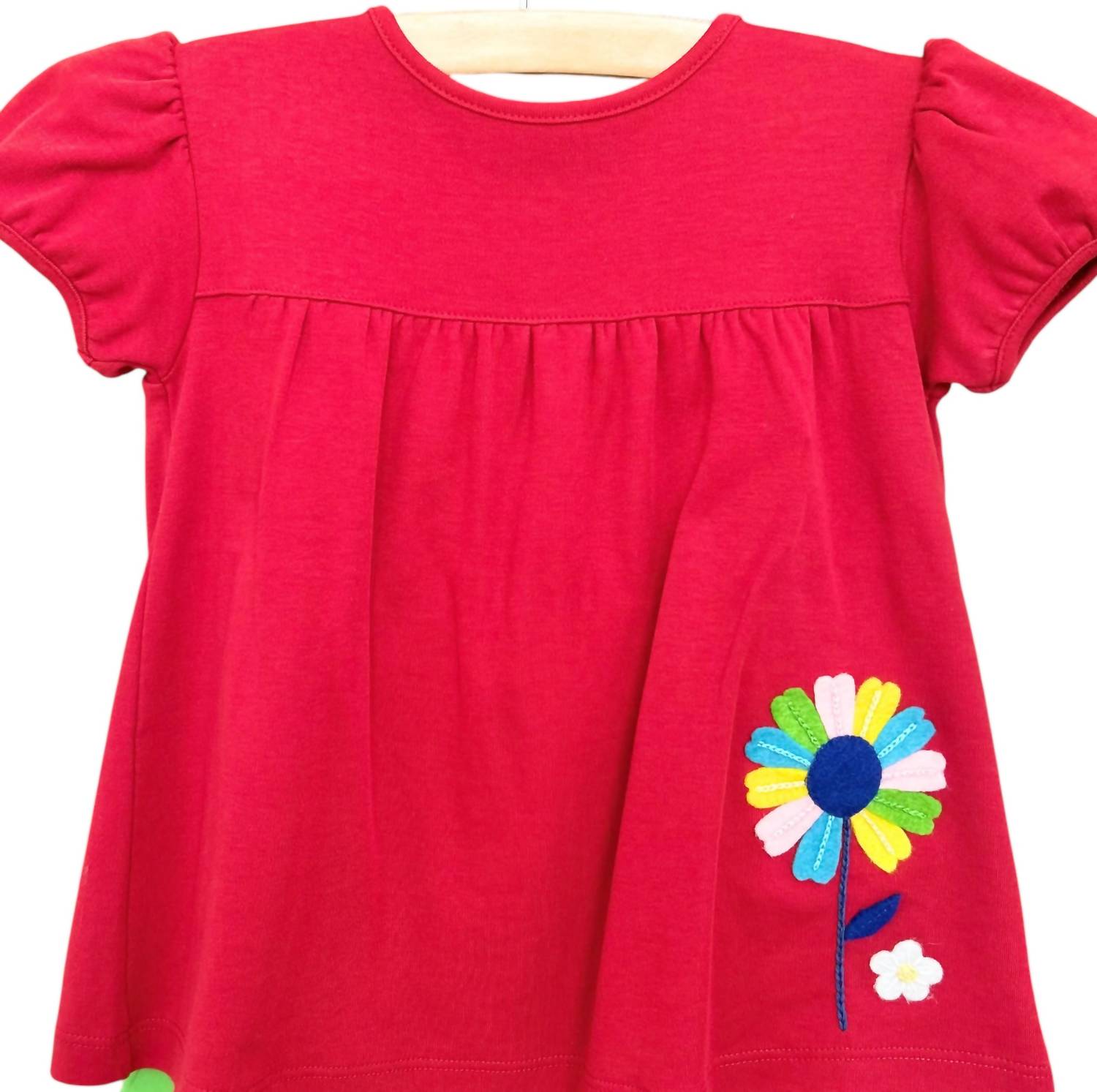 Luigi Kids Girls Flower Tee And Short Set in red - item - detail view
