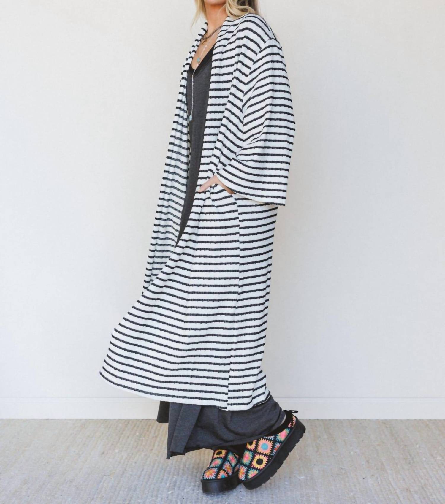 Three Bird Nest - Endless Love Cardigan