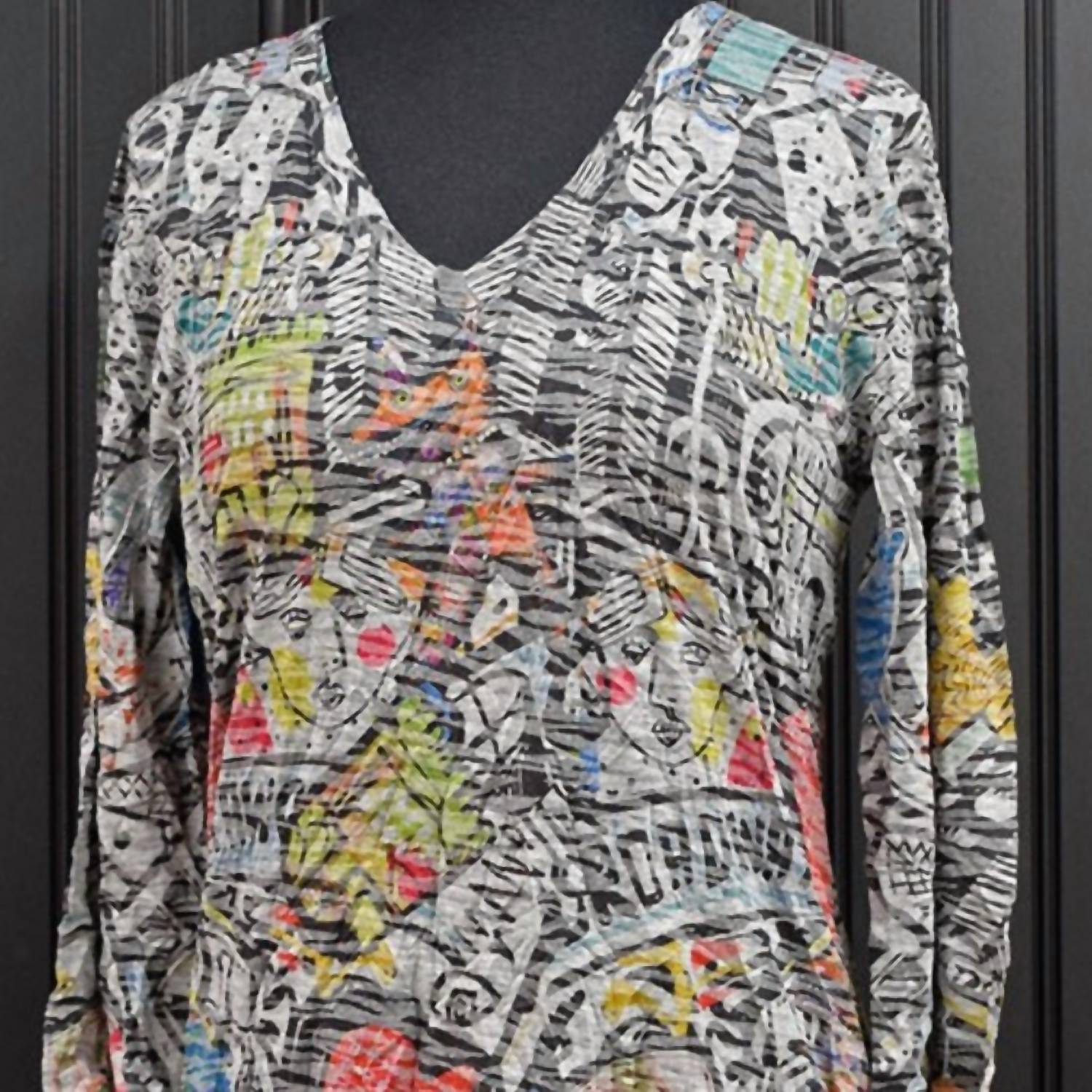 Inoah - Women's Broadway Crinkle Top
