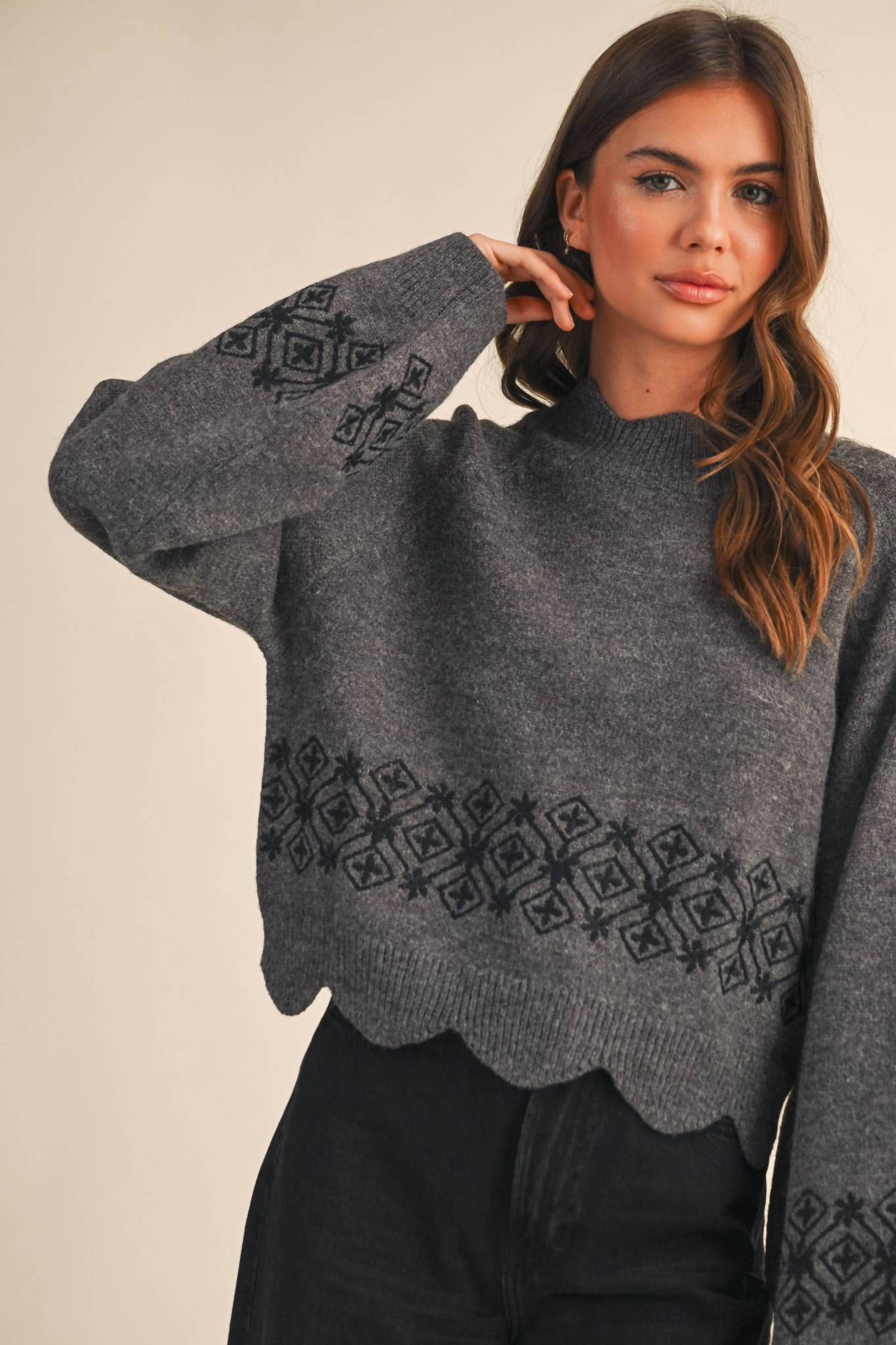 &Merci - Scalloped Mock Neck Sweater