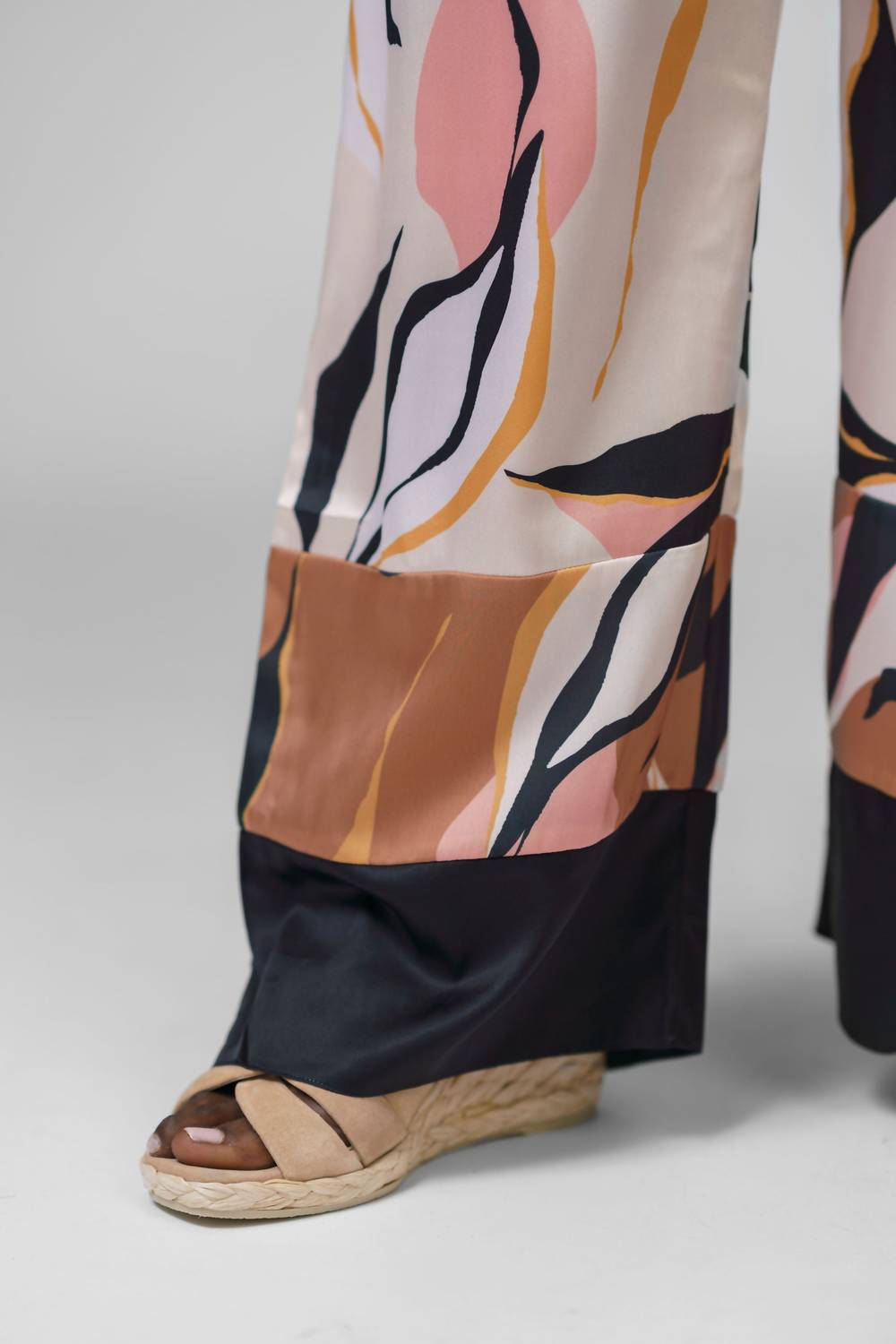 Adriana Contreras WIDE-LEG PRINT PANTS in jungle - women's pants - view 4