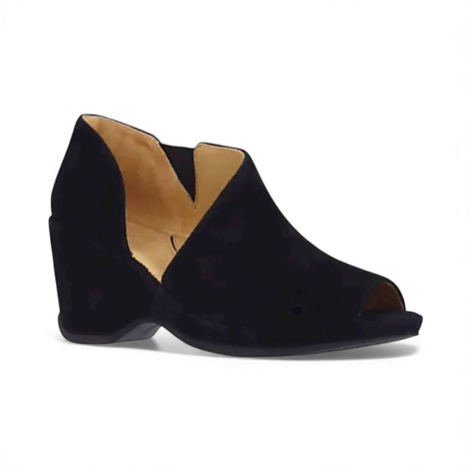 L'Amour Des Pieds - Women's Oksana Suede Slip On Shoe
