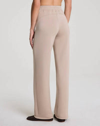 Spanx - Spanx Airessentials Straight Leg Pant