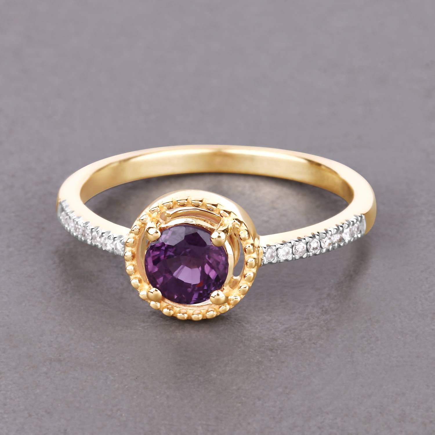Diana M Jewels Women's Round Natural Ruby Fashion Ring (0.92 Ct) - Delicate in 14k yellow gold - women's jewelry - detail view