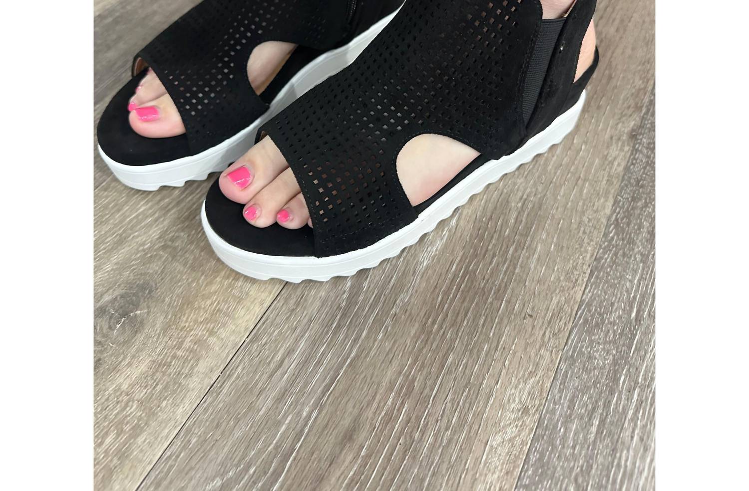 Very G - Women's Amy Platform Sandal