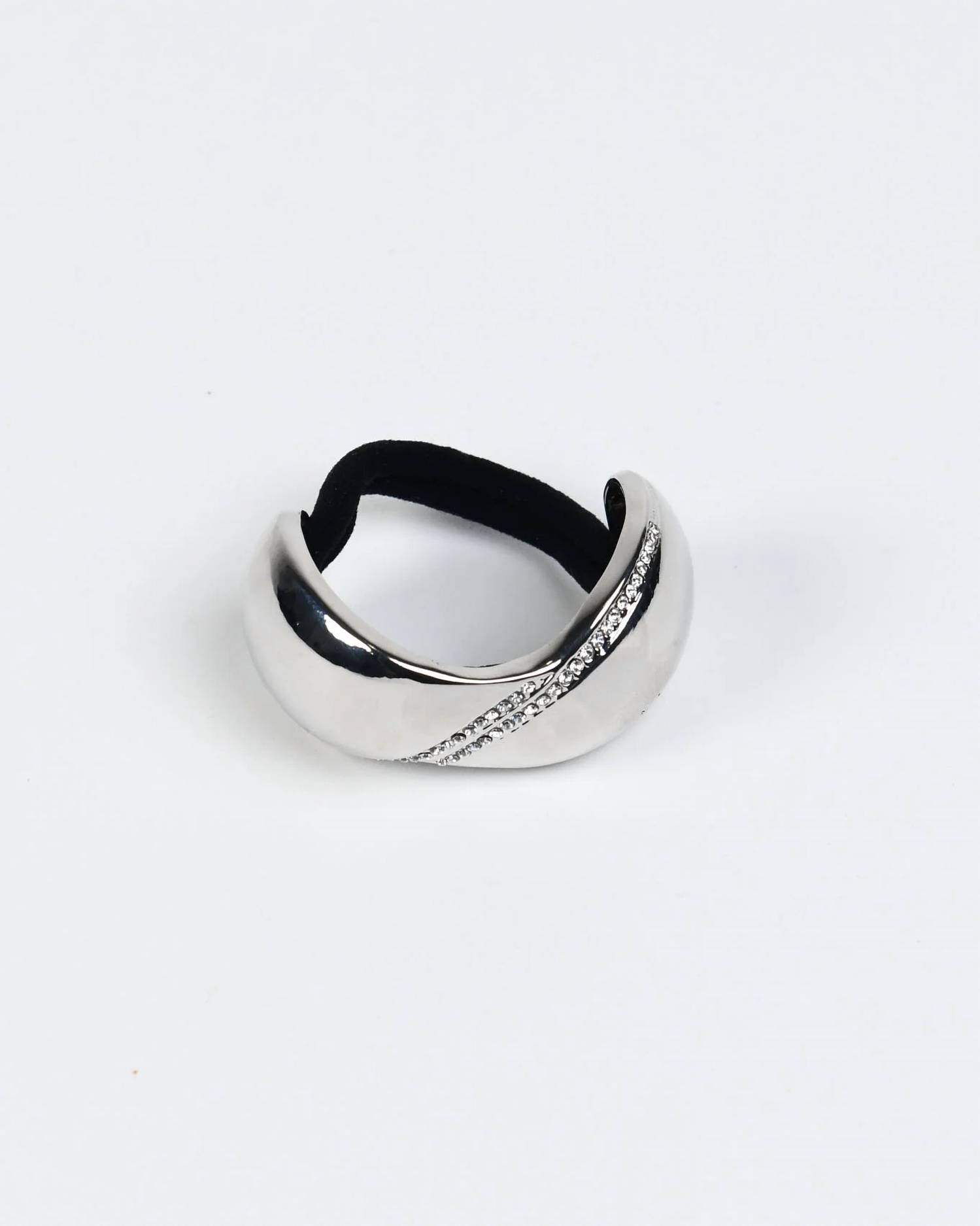 Maeli Amor - Women's Tima Haircuff