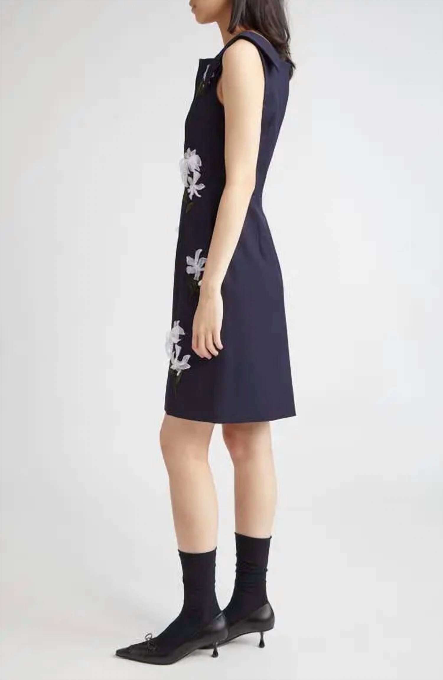 Shushu/Tong - Sleeveless Floral Applique Mini Dress