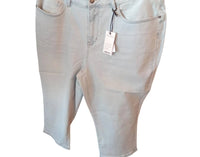Judy Blue - Women's Mid Rise Capri Pants