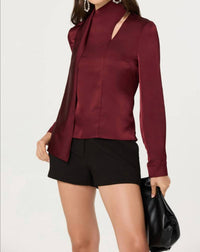 ASTR Felisita Top in wine - women's blouse - detail view