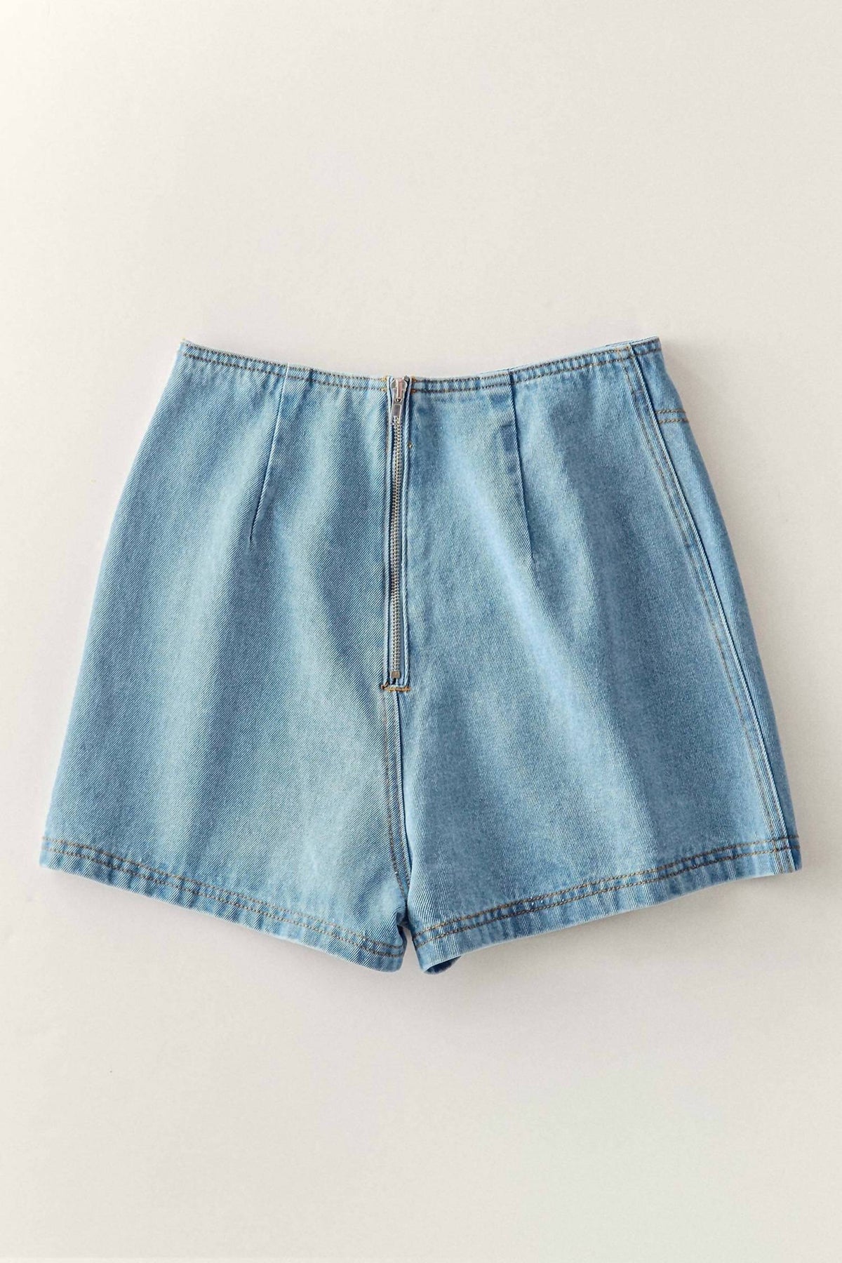 Urban Daizy - Button Front Skort