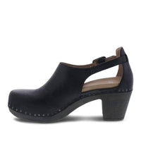 Dansko - Women's Sassy Heeled Clogs