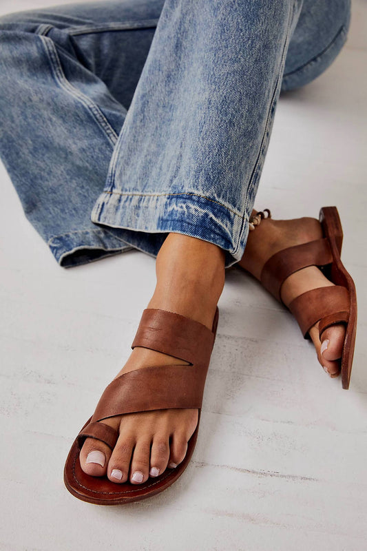 Free People - WOMEN'S ABILENE TOE LOOP SANDAL