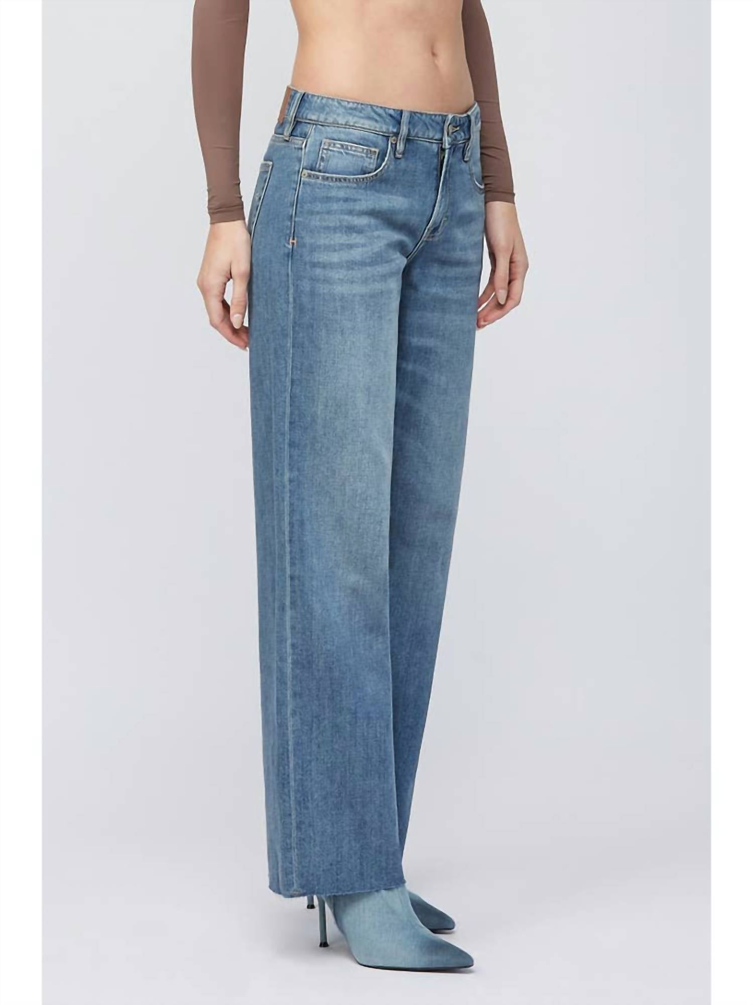 Hidden - Logan Mid Rise Dad Jean